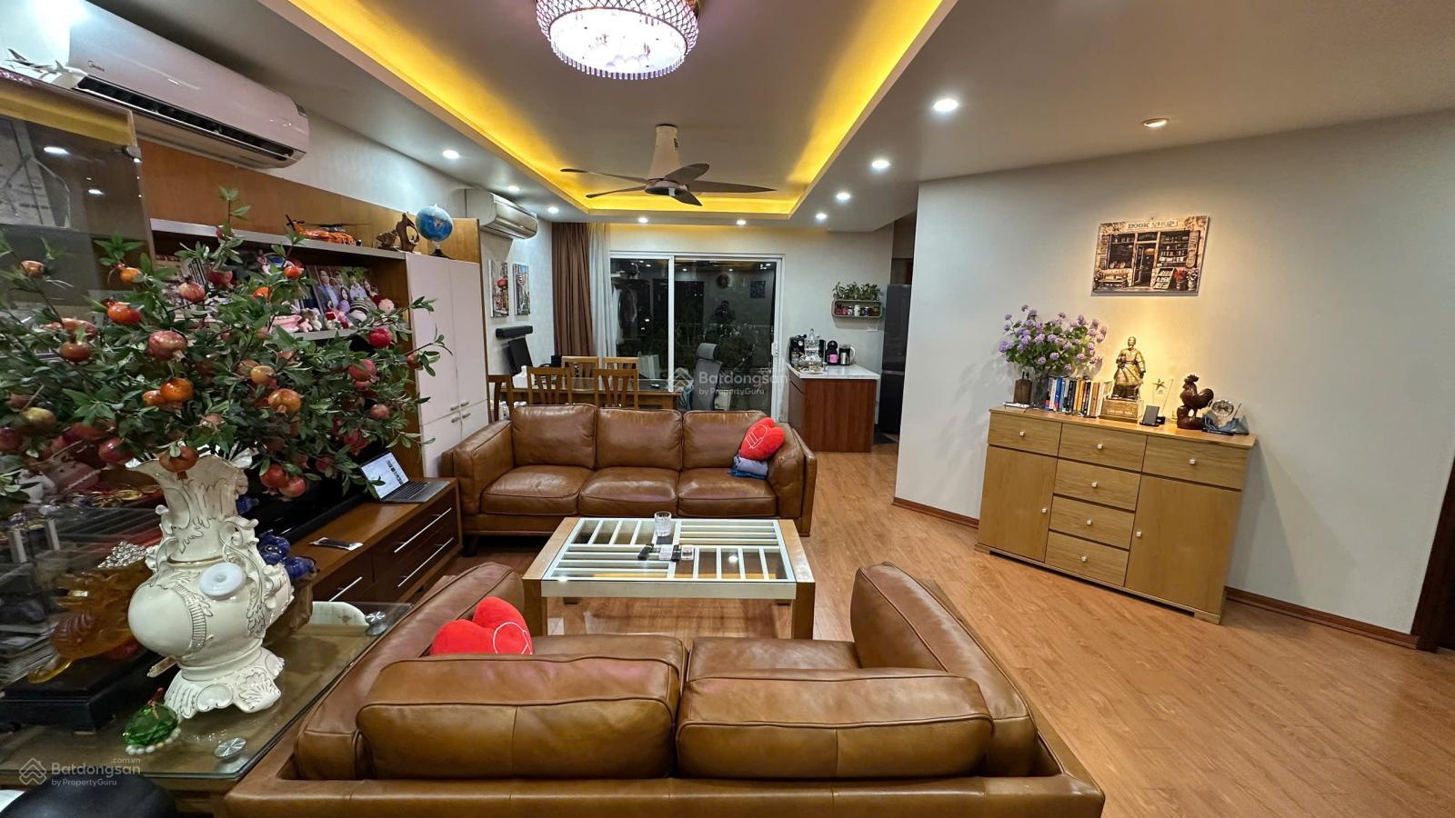 Căn hộ chung cư A2, 151 Nguyễn Đức Cảnh cần bán. Căn hộ chung cư A2, 151 Nguyễn Đức Cảnh cần bán.