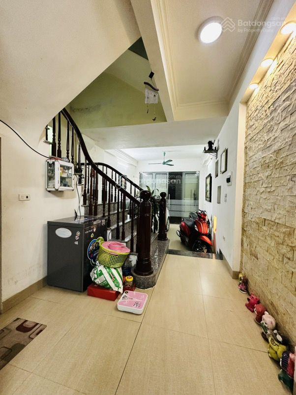 Chính chủ bán gấp.nhà hàng bè.kiến Hưng.ô tô tránh.kinh doanh văn phòng,CTY, GĐ ở .giá12,8tỷ