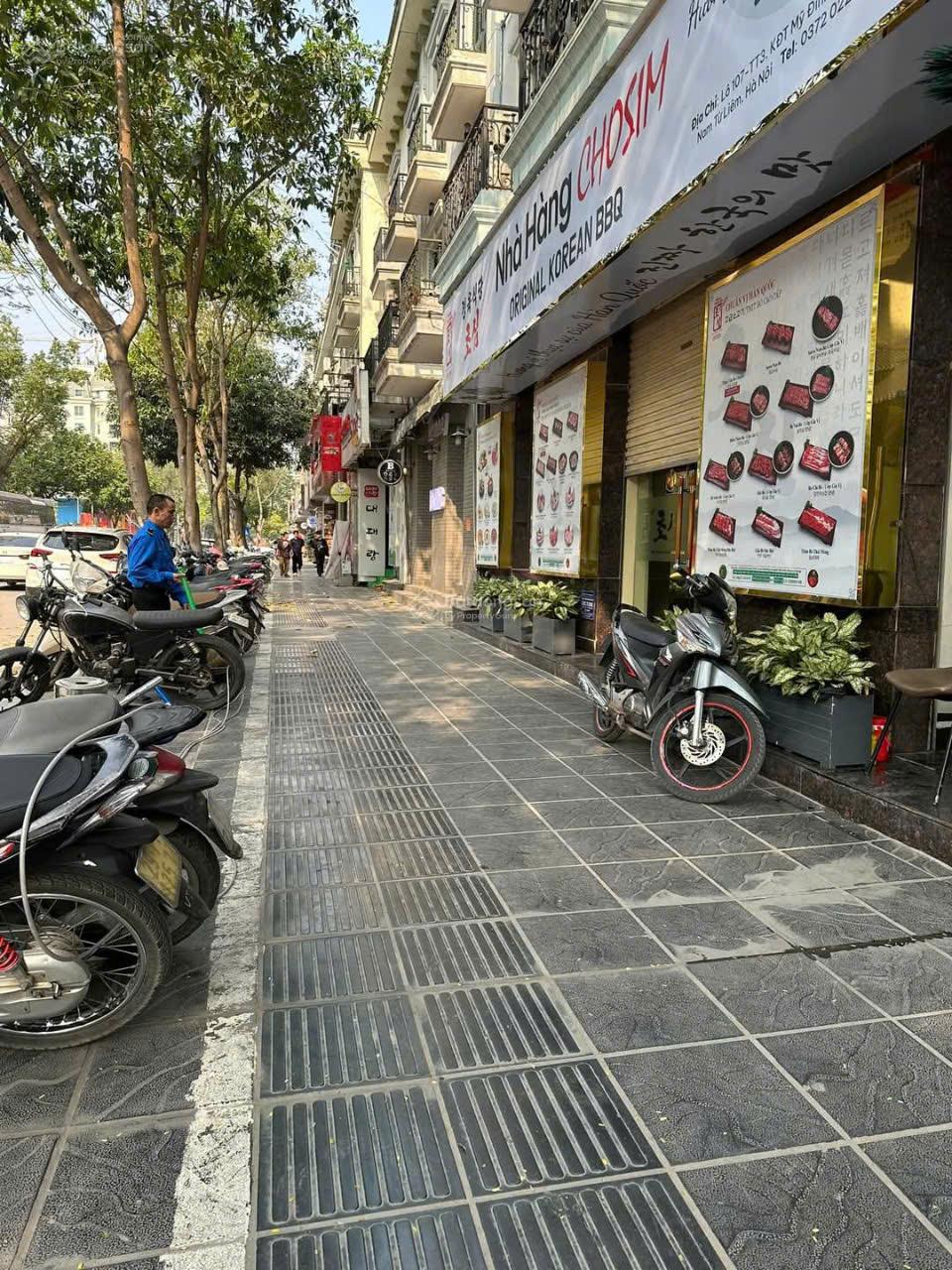 BÁN NHÀ MẶT PHỐ TÂY HỒ, 210M2 MT 10M, LÔ GÓC, KINH DOANH, GẦN HỒ, PHỐ RẤT ÍT NHÀ BÁN