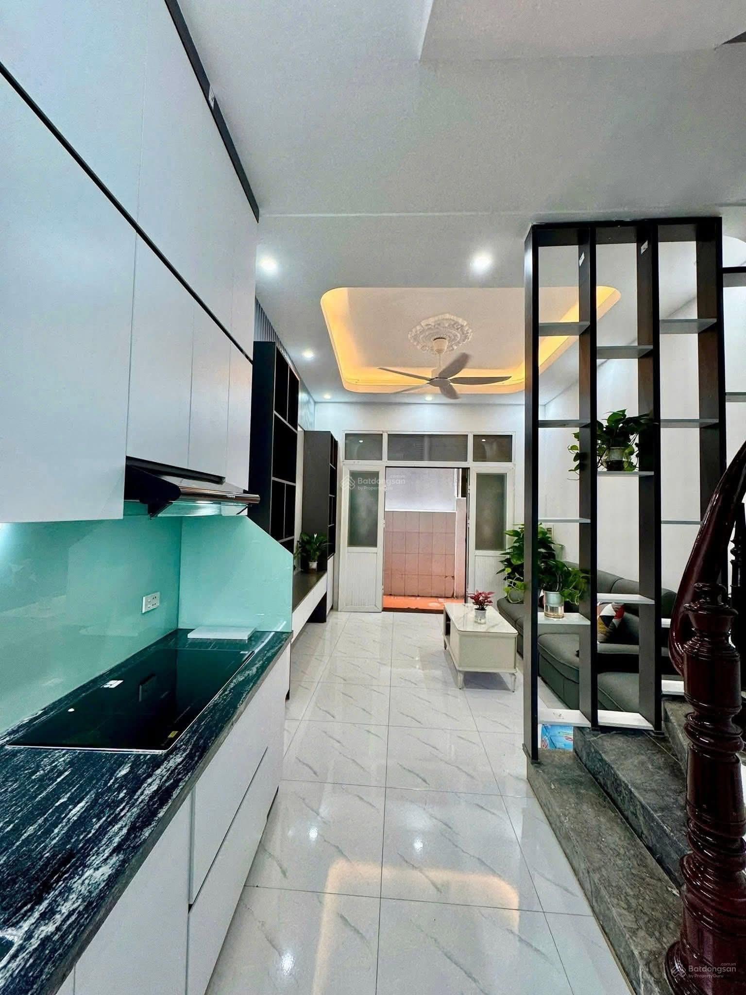 Bán Nhà riêng tại Nguyễn Đức Cảnh, 5,88 tỷ, 28m2, 4PN, 4WC, 5 tầng, Hoàng Mai, Hà Nội Bán Nhà riêng tại Nguyễn Đức Cảnh, 5,88 tỷ, 28m2, 4PN, 4WC, 5 tầng, Hoàng Mai, Hà Nội