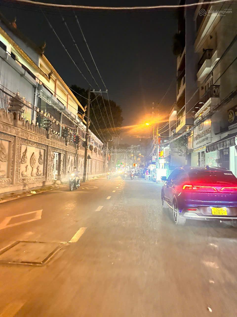 Nhà mặt tiền đường Nguyễn Thượng Hiền, P. 5, Bình Thạnh, 3 tầng, DT 52m2, giá 5,45 tỷ