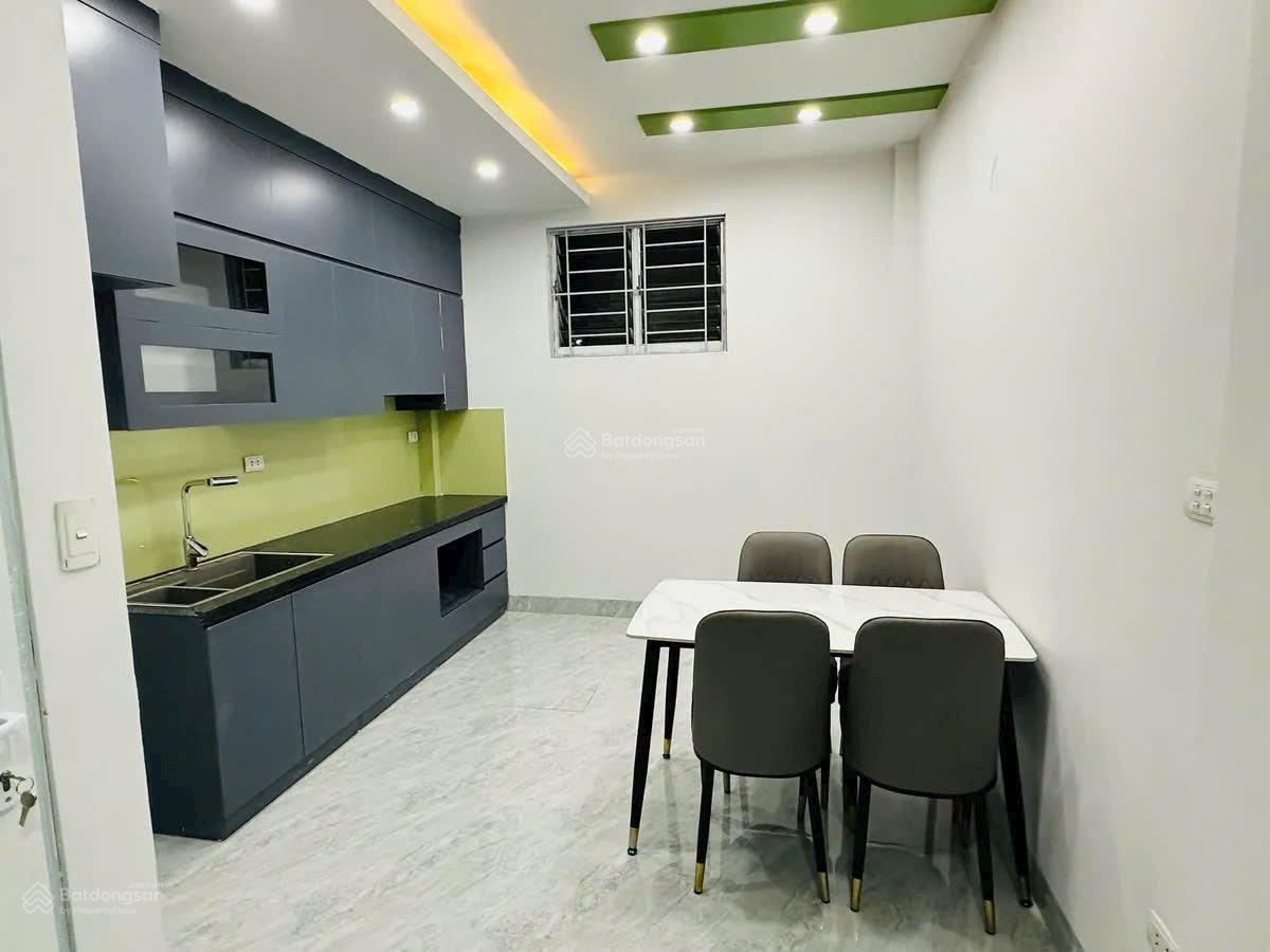 Phú diễn 45m2 x 5 tầng x 6 ngủ- nhỉnh 7tỷ Gần ngõ ô tô - thoáng - kiên cố Gần hồ phú diễn , tr
