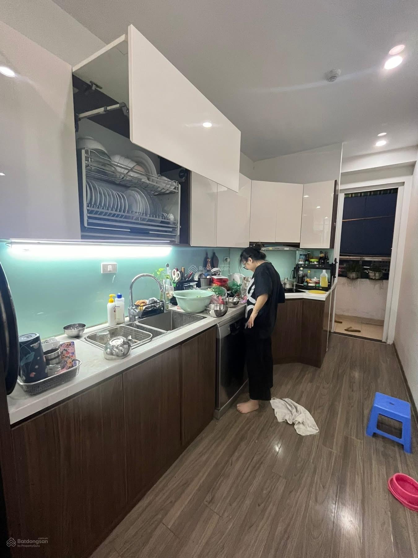 Cần bán gấp! Căn chung cư 187 Nguyễn Lương Bằng 99m2, 3PN full nội thất, ở sướng