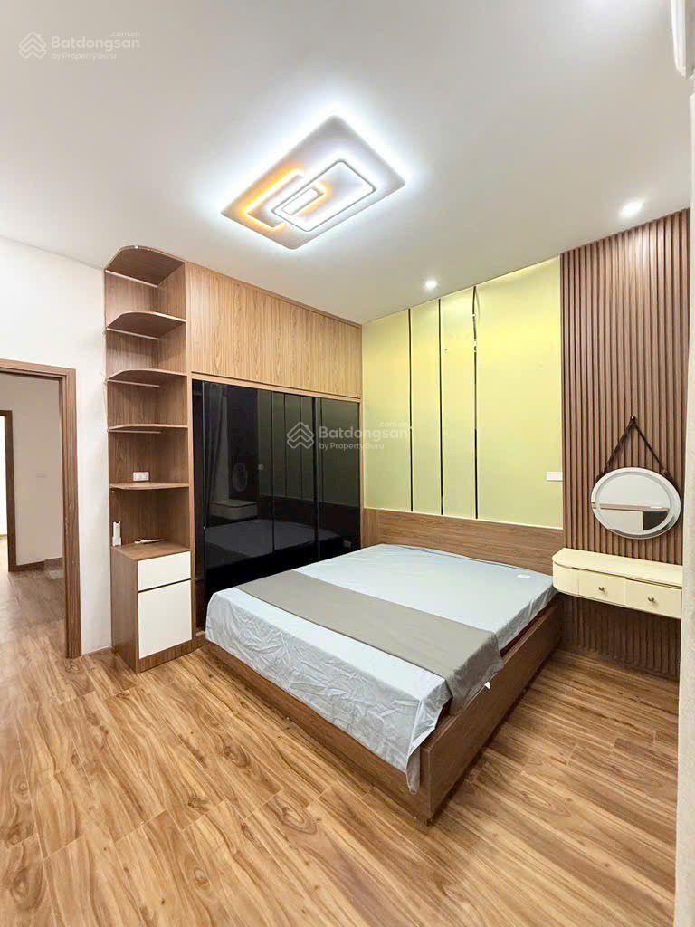 Nhà đẹp - Mới, Hiếm, Hồ Tùng Mậu, 5 tầng, 3 ngủ, giá 7.500 tỷ Nhà đẹp - Mới, Hiếm, Hồ Tùng Mậu, 5 tầng, 3 ngủ, giá 7.500 tỷ