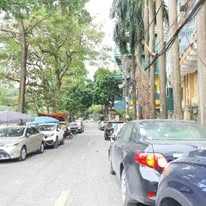 Dân xây Nguyễn Khánh Toàn, Nghĩa Tân, Cầu Giấy mt 4,5m sân rộng để xe thoải mái 50m2 nhỉnh 9 tỷ