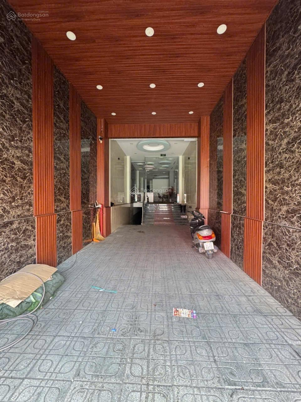 Bán nhà mặt phố tại Huỳnh Tấn Phát, Tân Thuận Đông, Q7, TP. HCM, 26 tỷ, 150m2 - 7 tầng