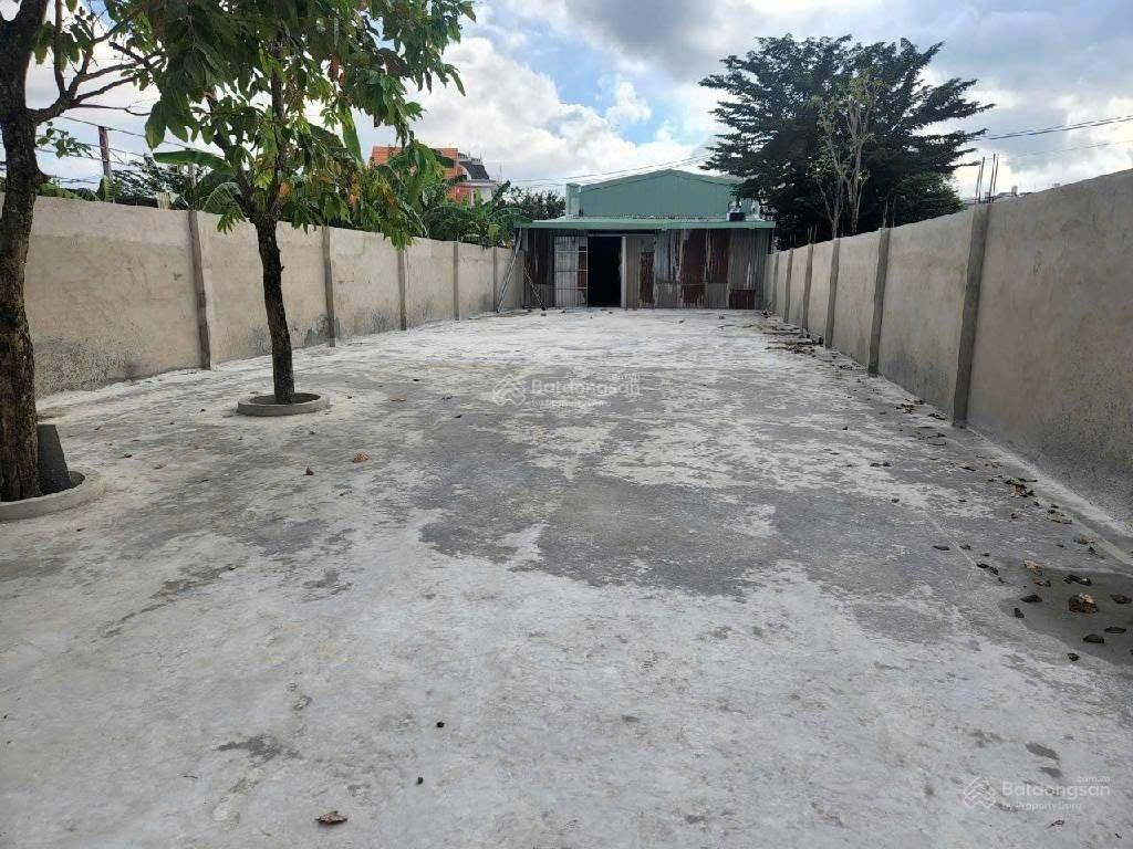 Bán kho xưởng mặt tiền đường TX22, phường Thạnh Xuân, Q12, DT 735m2(10,5x70). Dòng tiền 18tr/th