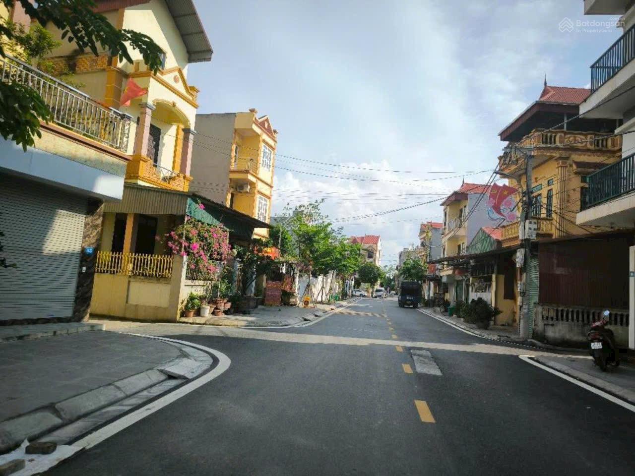 Bán 56.3m2, Lễ Pháp - Tiên Dương - lô góc đường thông ô tô vào tận đất