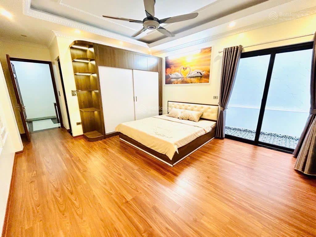 Bán nhà mới phố Minh Khai - HBT - 45m2, 5 tầng - Mt 5m - Ngõ nông , gần phố - 7,99 tỷ