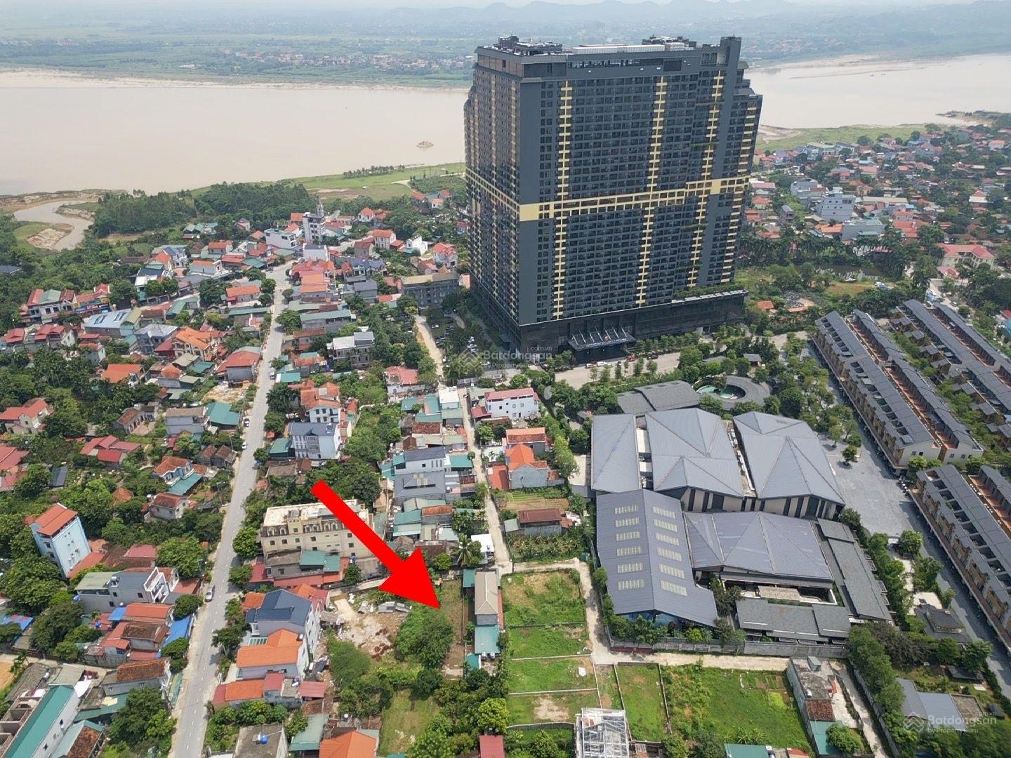 Bán đất gần Wyndham Thanh Thủy, 23 triệu / m2, 205.9 m2, pháp lý đầy đủ