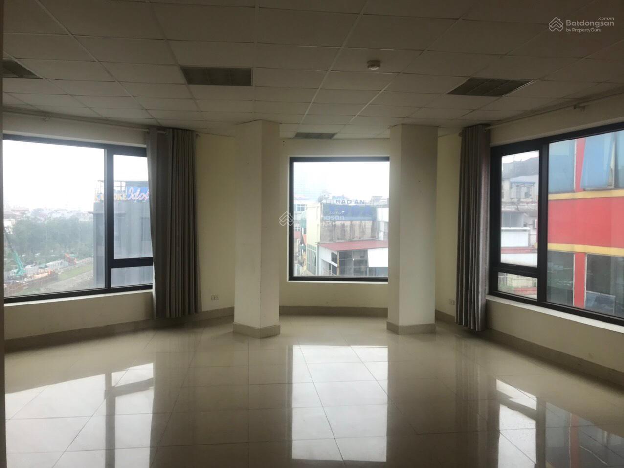 Cho thuê sàn văn phòng mặt phố Nguyễn Khang, Vũ Phạm Hàm 90m2 18tr/th. LH 0982 261 ***