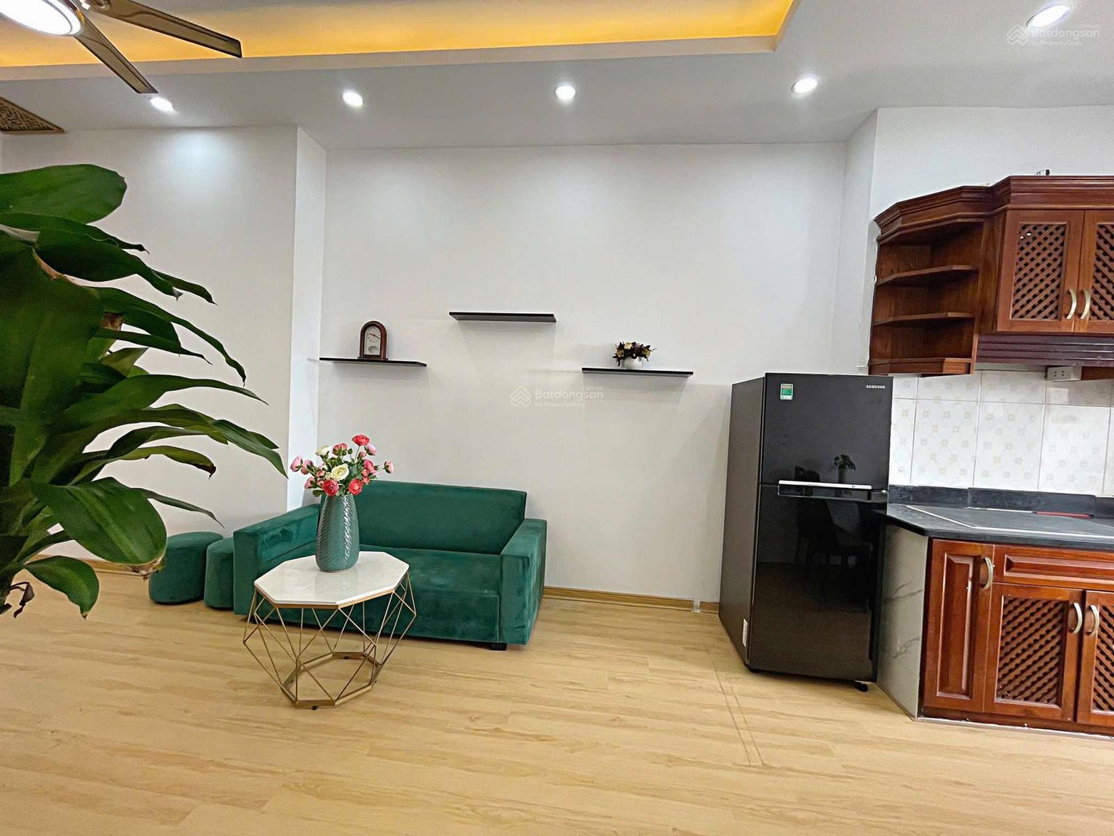Chủ cần bán vội _ chỉ 2.1x tỷ có ngay căn đầu hồi 56m2 2PN-2VS Ct10 KĐT Đại Thanh. Nhà đẹp, thoáng.