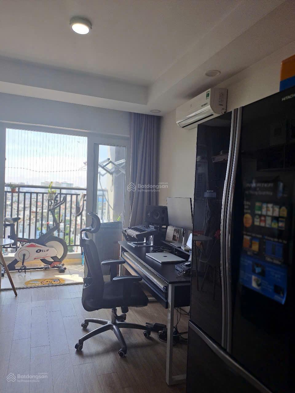 Bán gấp chung cư Âu Cơ Tower, 2 phòng ngủ sổ hồng đầy đủ giá 2 tỷ 750. LH: 0812 608 ***