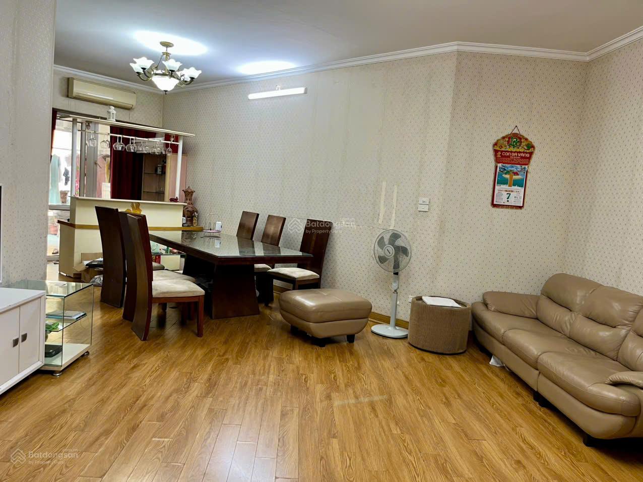 Cho thuê căn hộ 17T Hoàng Đạo Thúy 155m2 3 phòng ngủ full đồ 17 triệu/tháng 0987 522 *** Cho thuê căn hộ 17T Hoàng Đạo Thúy 155m2 3 phòng ngủ full đồ 17 triệu/tháng 0987 522 ***