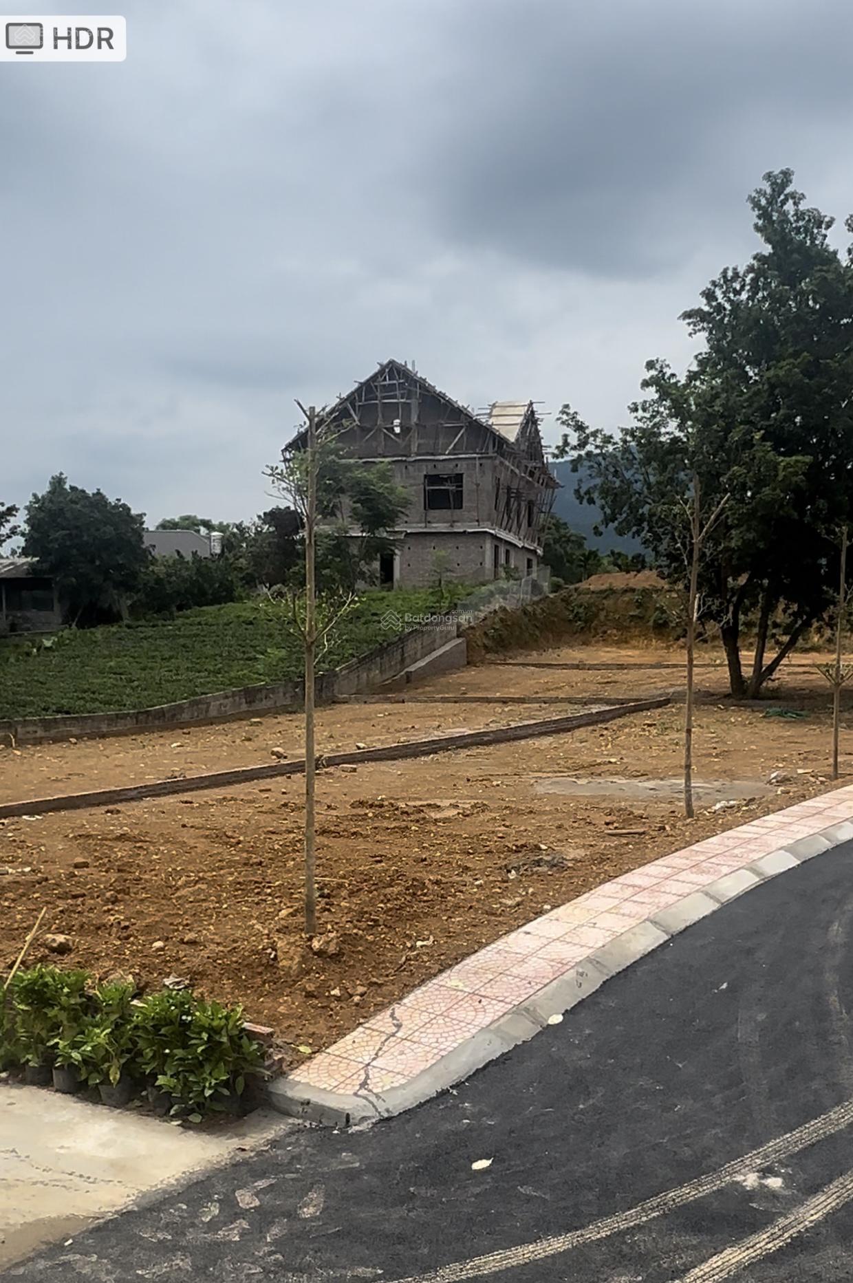 NHỈNH TỶ SỞ HỮU NGAY LÔ ĐẤT HƠN 300M CÓ SẴN SỔ HỒNG HÀ NỘI