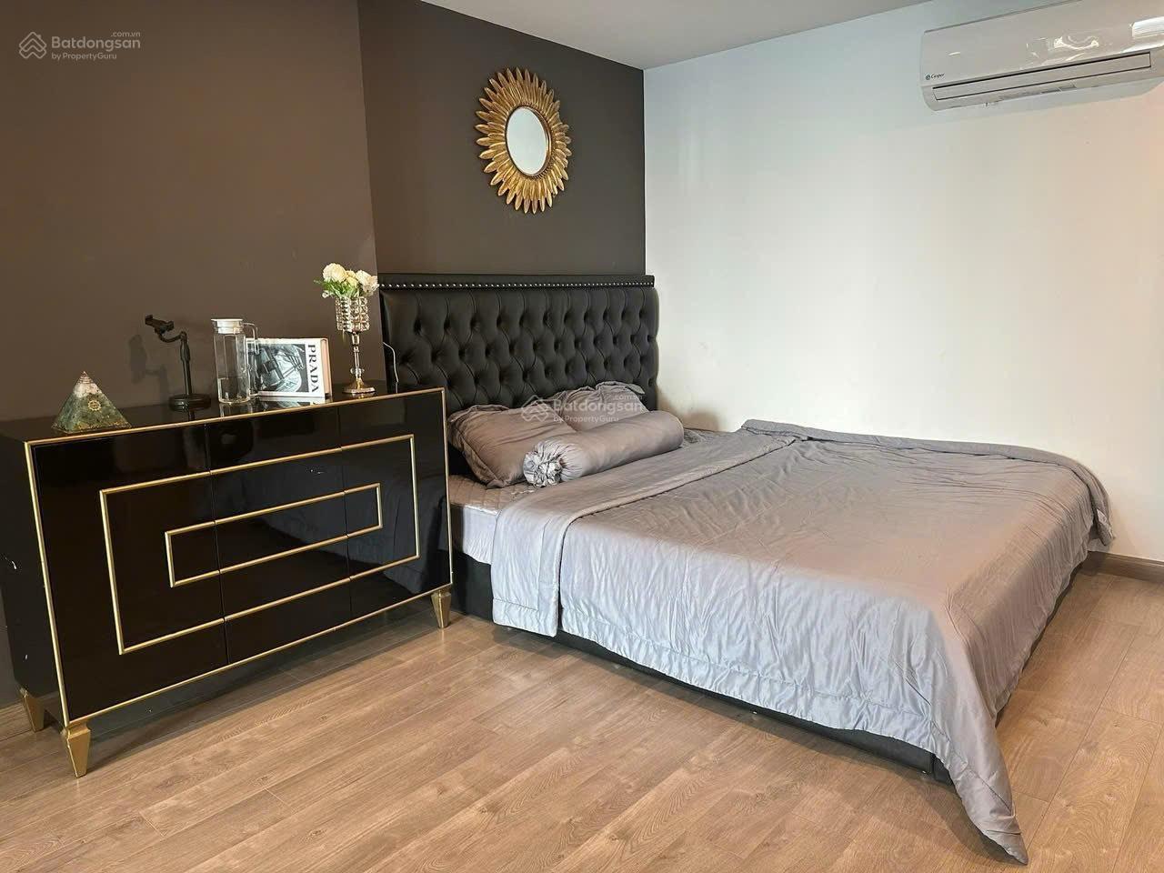 Cần bán gấp - CC Vinaconex 1, Khuất Duy Tiến, 115m2, 3PN + 2WC
