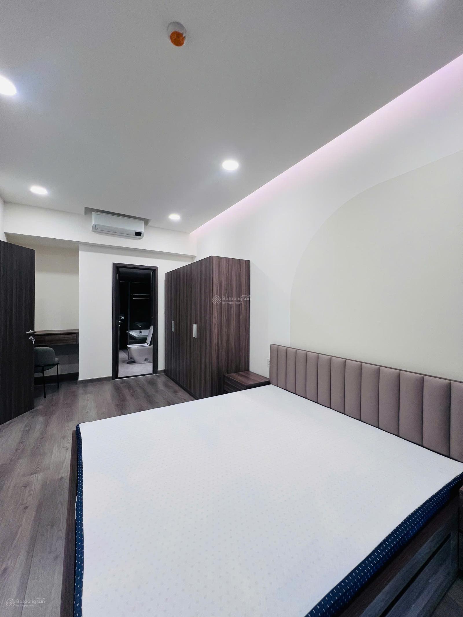 Cho thuê căn hộ 3 phòng ngủ full nội thất tại Diamond Centery