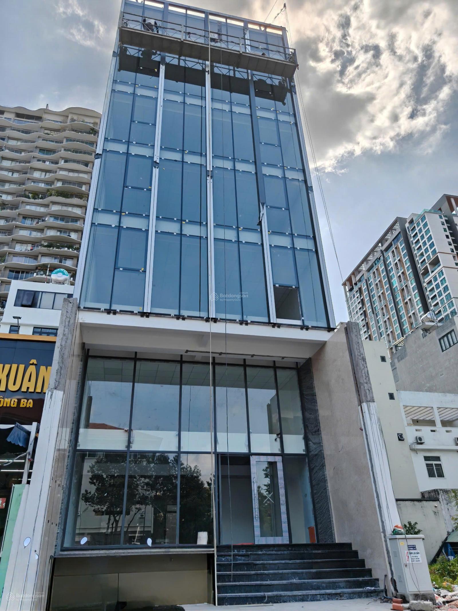 Hot- buiding Trương Văn Bang 250tr/ tháng - đẹp tuyệt vời Hot- buiding Trương Văn Bang 250tr/ tháng - đẹp tuyệt vời