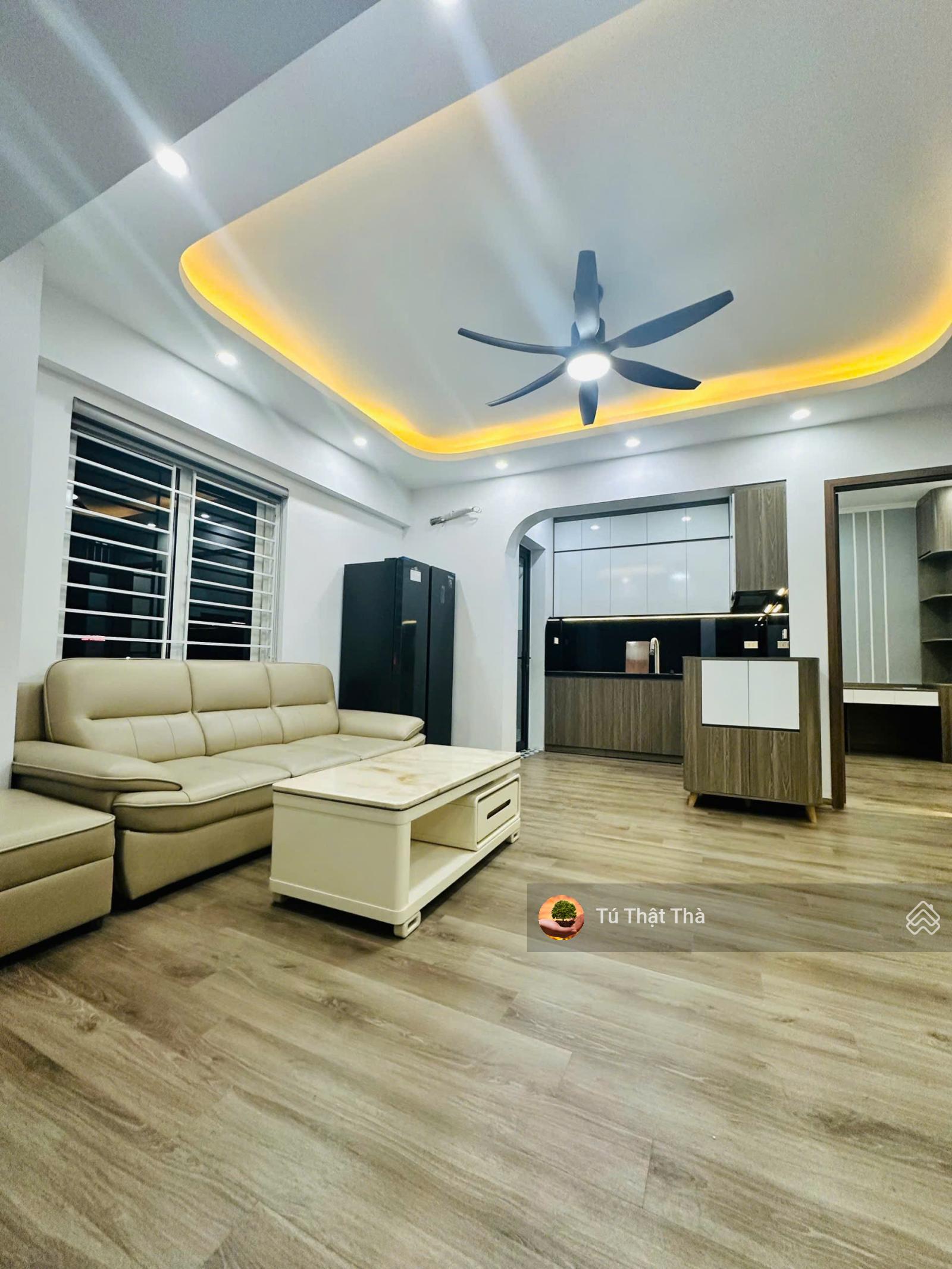 Chính chủ bán nhanh căn hộ 81m2 3PN 2WC ở CT1 Bắc Linh Đàm, full nội thất sẵn về ở ngay. Sổ đỏ CC