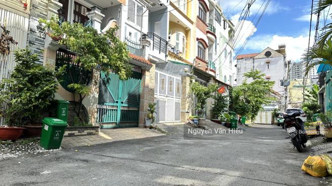 Bán nhà mặt ngõ Nguyên Hồng, 150m2 - MT 6m - ô tô tránh 15 m ra phố - KD - xây tòa 8 tầng - 39 tỷ