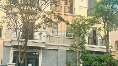 Siêu Phẩm Biệt Thự Góc Centa City Đón Sóng Sân Bay & Metro