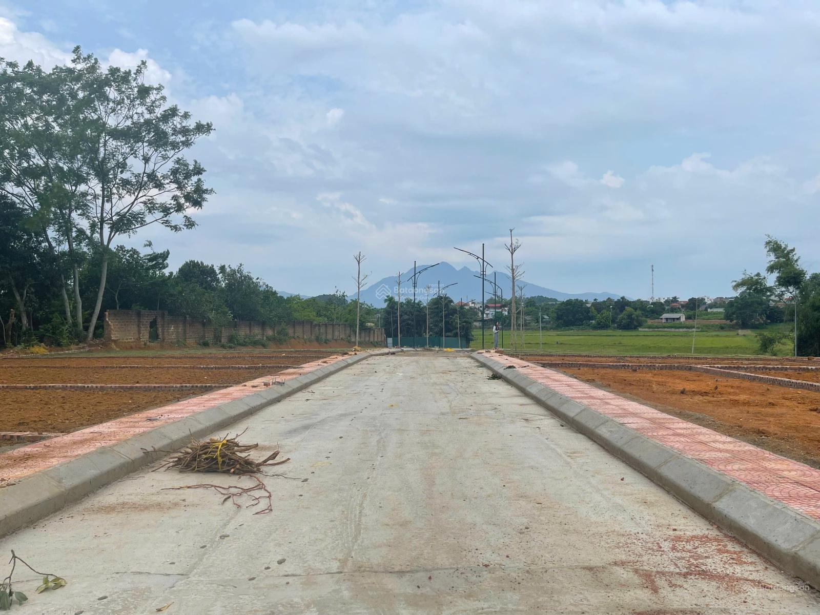 Bán gấp lô 100m2 full thổ cư Trại Hồ, ngay ĐHQG, 3 tỷ, LH: 0988 412 ***