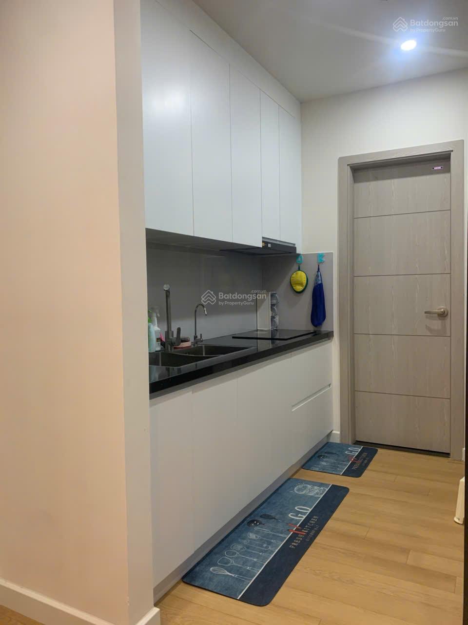 Chính chủ cần bán căn hộ cao cấp La Casta Văn Phú 101m2 sổ hồng - 3 ngủ đủ đồ