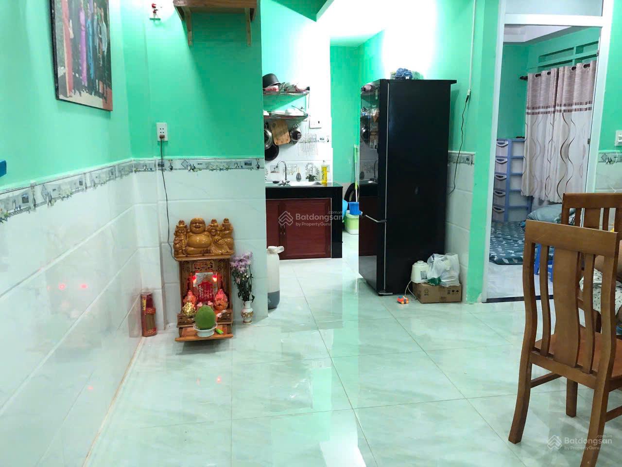 Chung cư Phan Văn Trị gần Phạm Văn Đồng, 50m2 nhỉnh 2tỷ sổ hồng riêng
