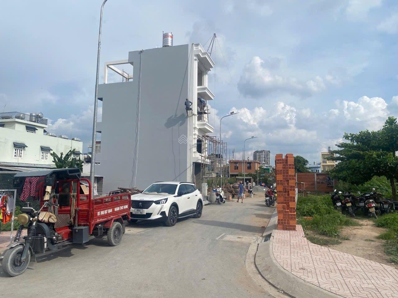 Bán nhà 1 trệt lửng 3 Lầu Phường Hiệp Bình Chánh