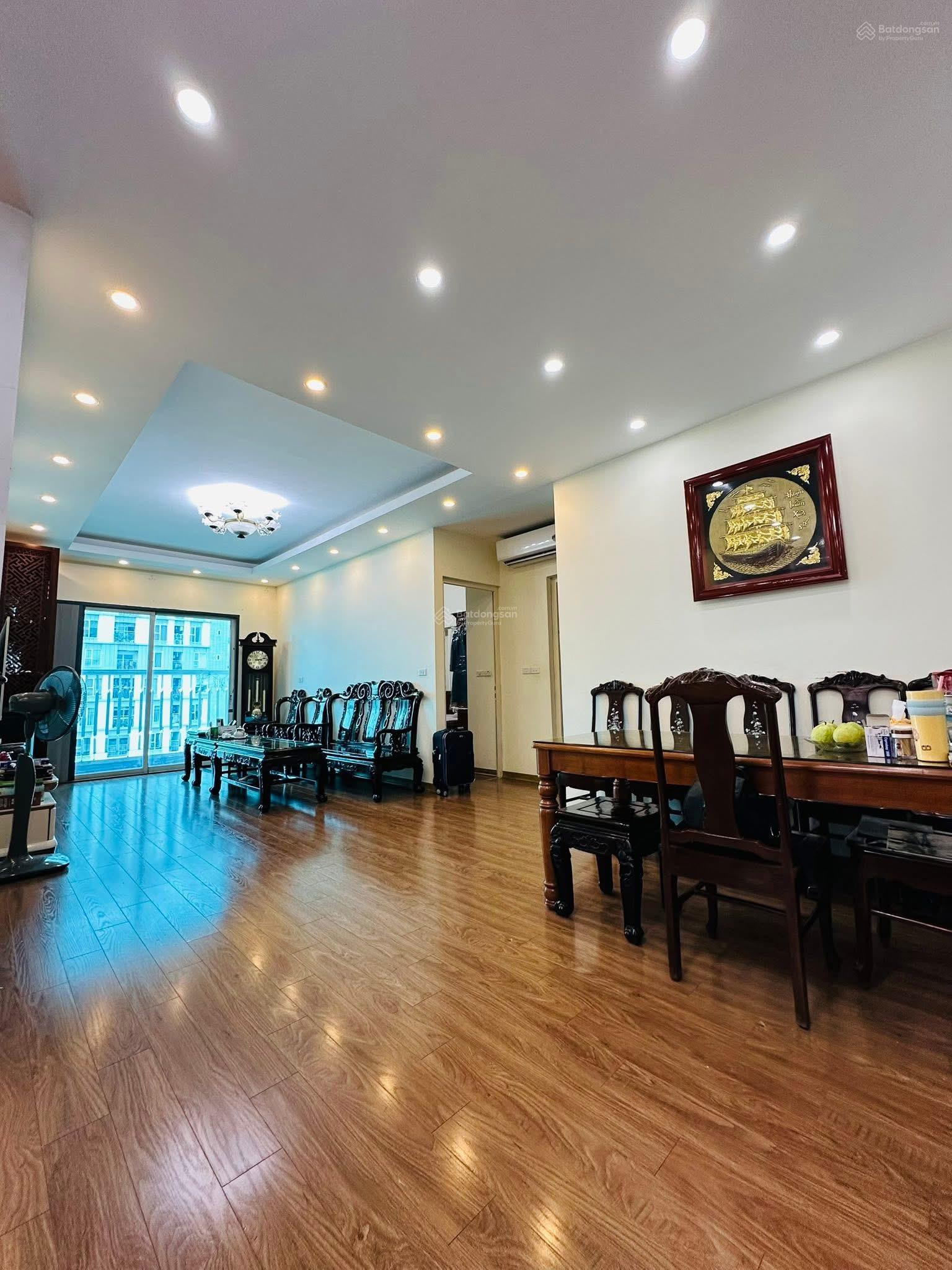 Bán căn hộ chung cư cao cấp N03T1 Ngoại Giao Đoàn-khu cao cấp với đầy đủ tiện ích-3 ngủ 2vs full đồ