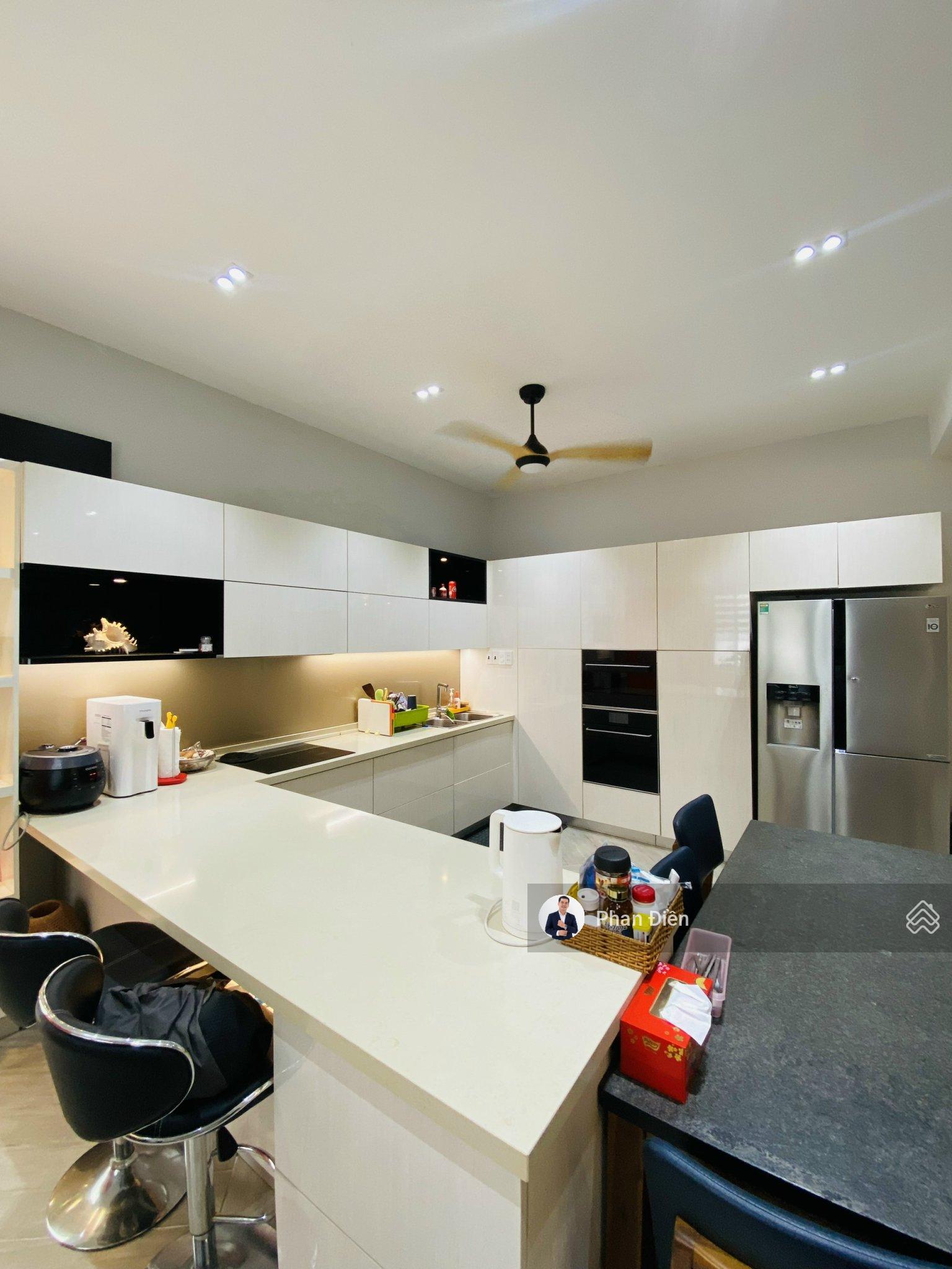 Chính chủ cho thuê biệt thự Melosa Khang Điền 8x18m. Nội thất đầy đủ. Nhận nhà ngay. Gọi 0982 667 ***