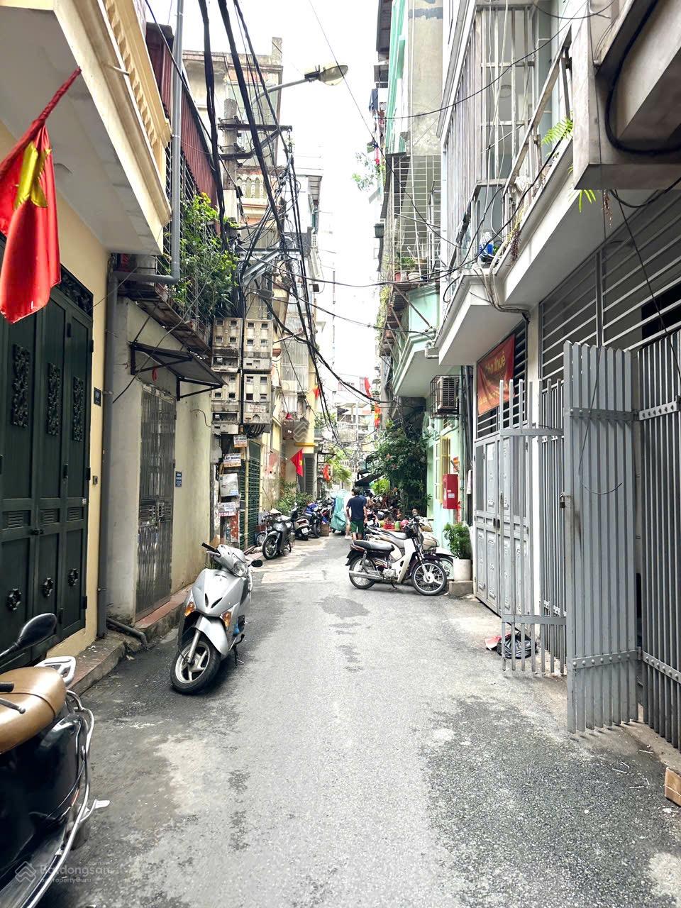 Chính chủ cần bán gấp nhà 2 mặt tiền mặt phố Nguyễn An Ninh 45m2 giá 17 tỷ vỉa hè rộng kinh doanh