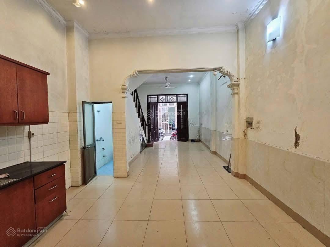 Bán nhà phân lô ngõ 99 Nguyễn Chí Thanh, khu dân trí cao, hiếm nhà bán, giá tốt