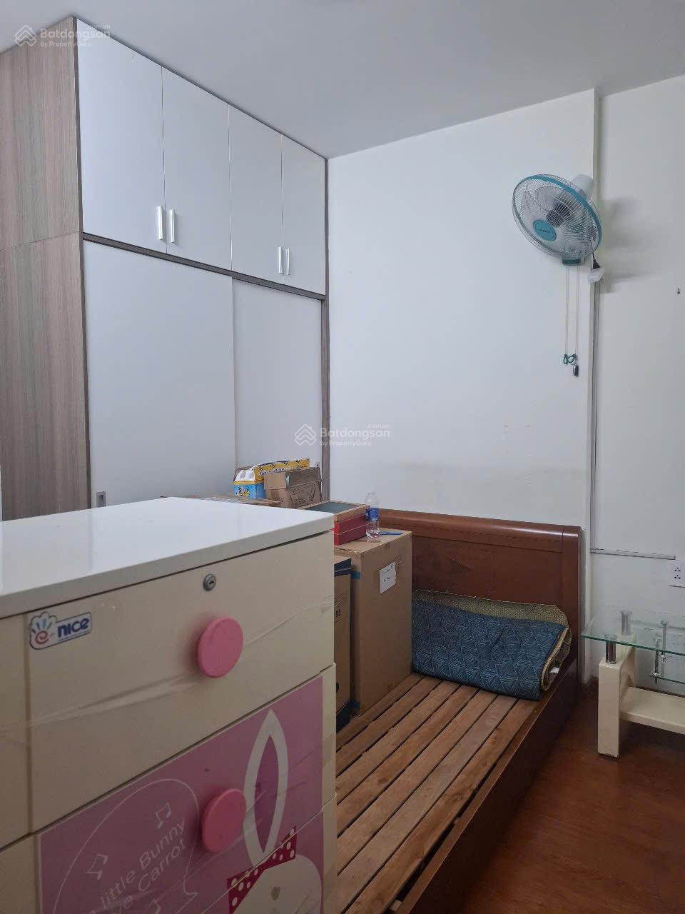 Cho thuê căn hộ Tô Ký Tower Q12, 61m2, 2PN-2WC, có nội thất, giá 7tr5/ tháng