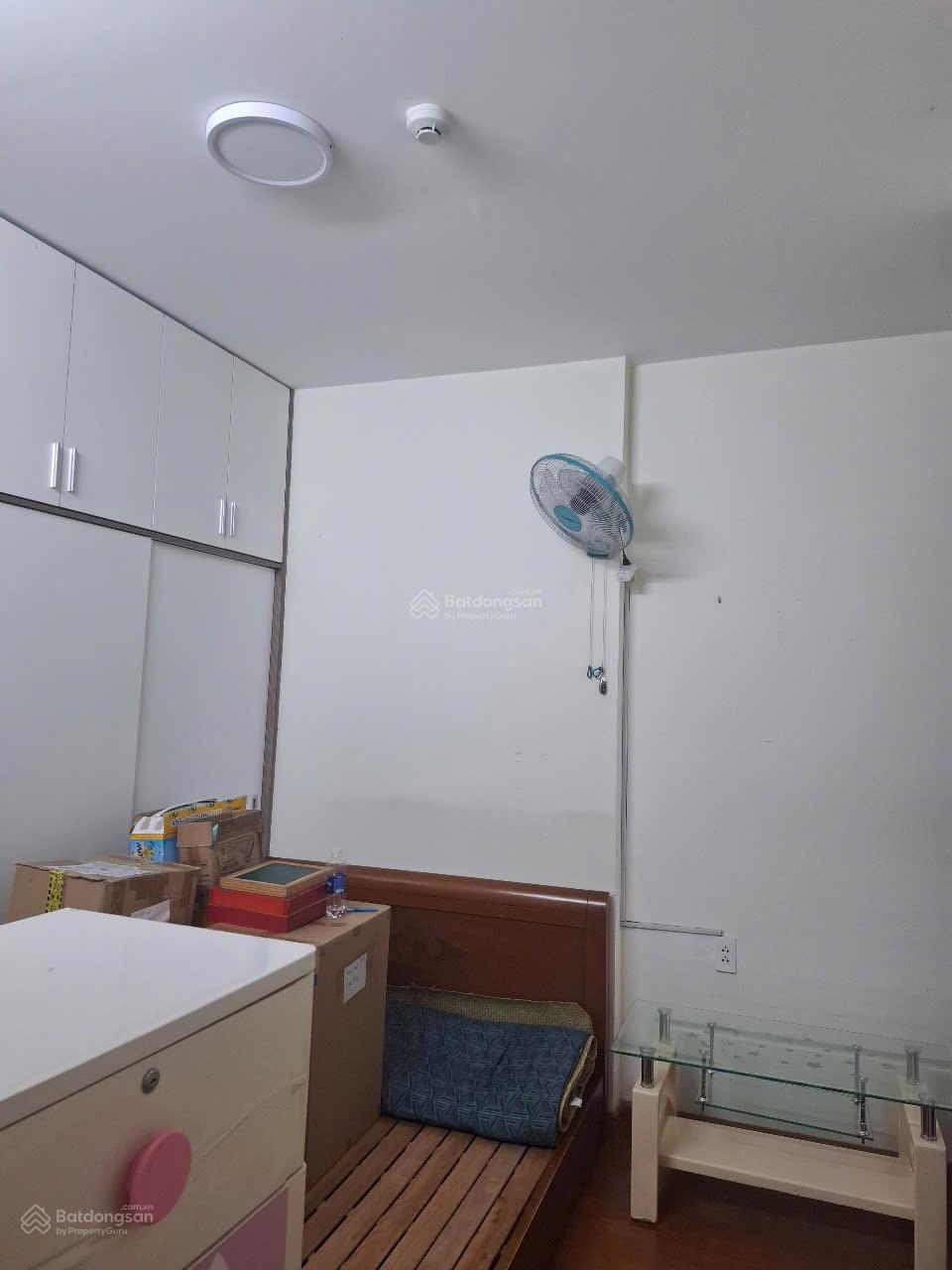 Cho thuê căn hộ Tô Ký Tower Q12, 61m2, 2PN-2WC, có nội thất, giá 7tr5/ tháng