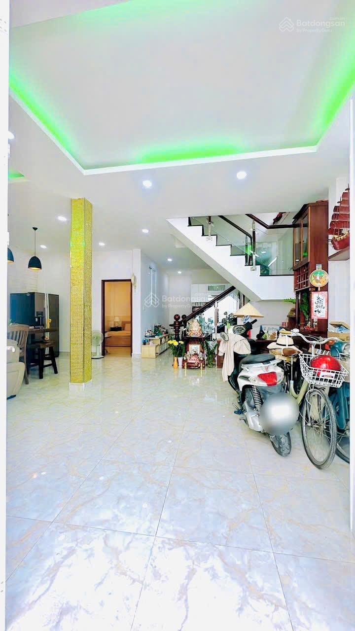 7,9 Tỷ - 103m2 siêu phẩm q4 diện tích khủng - nhà thiết kế đẹp nội thất cao cấp xịn sò 7,9 Tỷ - 103m2 siêu phẩm q4 diện tích khủng - nhà thiết kế đẹp nội thất cao cấp xịn sò