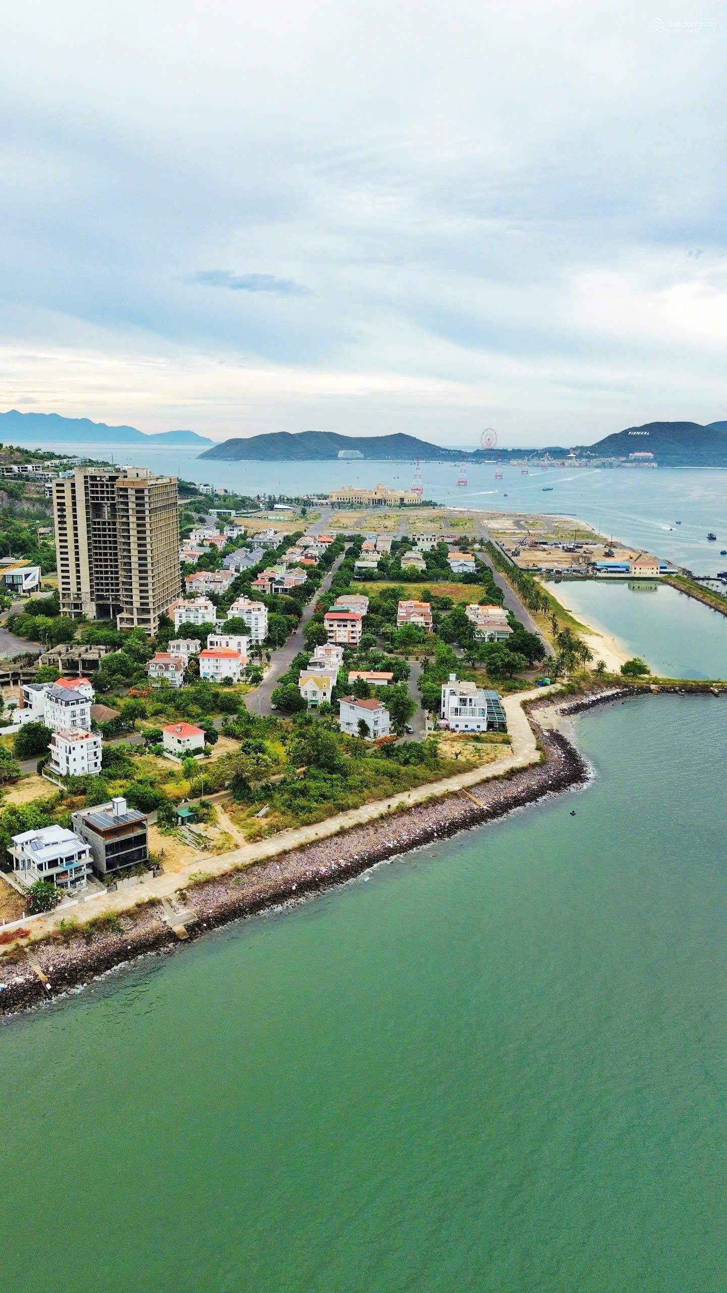 Khu đô thị An Viên - Góc 3 mặt tiền, dt: 592,5m2
Giá 140tr/m
Liên hệ : 0963 829 *** Thạch Khu đô thị An Viên - Góc 3 mặt tiền, dt: 592,5m2
Giá 140tr/m
Liên hệ : 0963 829 *** Thạch