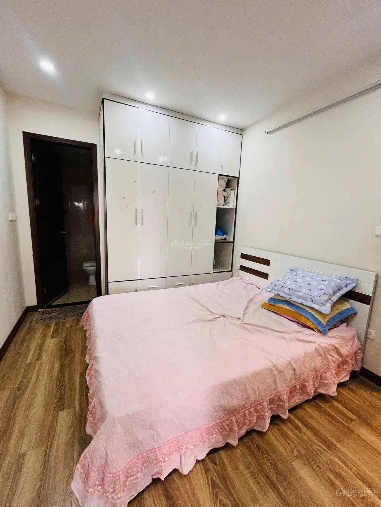 Bán căn hộ chung cư The Vesta, Phú Lãm, 2,7 tỷ, 55m2, view đẹp, nhiều tiện ích