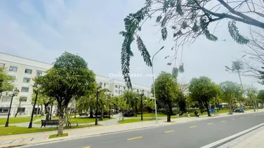 Bán nhà phố Manhattan 5 tầng DT đất 200m2 lớn nhất DA, 2 MT, view sông Tắc, có HĐ thuê giá 31,9 tỷ