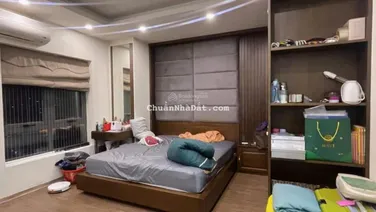 BÁN NHÀ RIÊNG NGÕ 250 KIM GIANG - HOÀNG MAI 35m2, 5 tầng mới, giá 6,3 tỷ