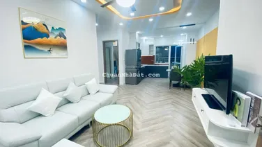 Cho thuê căn hộ sát biển Hòn Chồng view biển cực đẹp chỉ 12 triệu/tháng