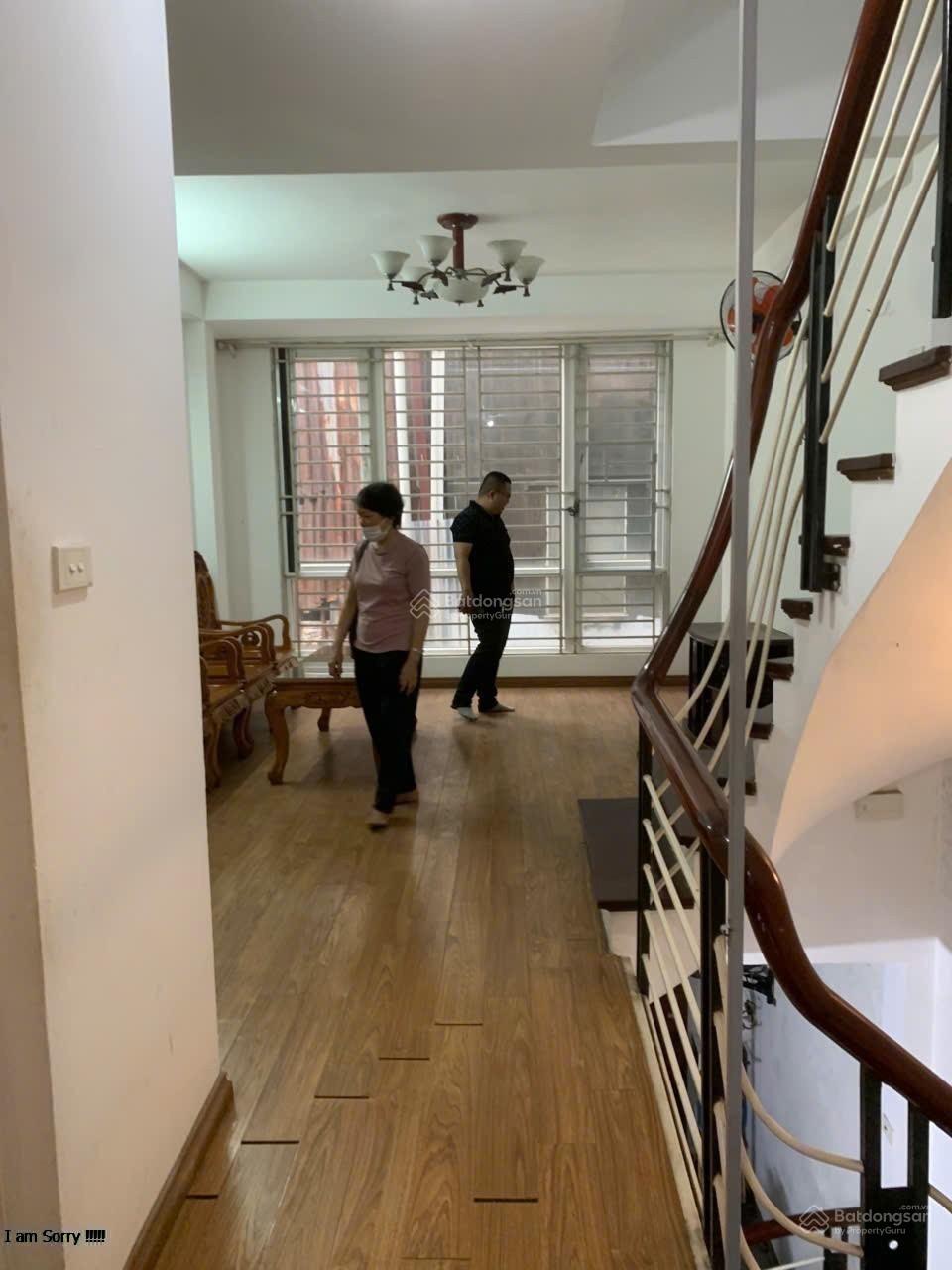 Cho thuê nhà riêng ngõ 12B Lý Nam Đế, DT 45m2 x 4T, MT 4m, nhà mới, ngõ ô tô, giá 14tr