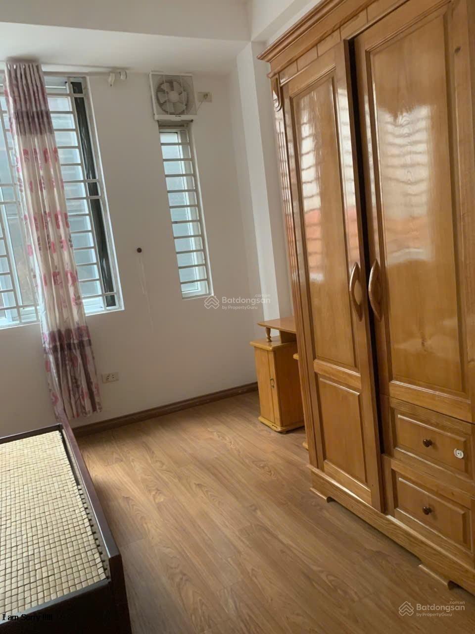 Cho thuê nhà riêng ngõ 12B Lý Nam Đế, DT 45m2 x 4T, MT 4m, nhà mới, ngõ ô tô, giá 14tr
