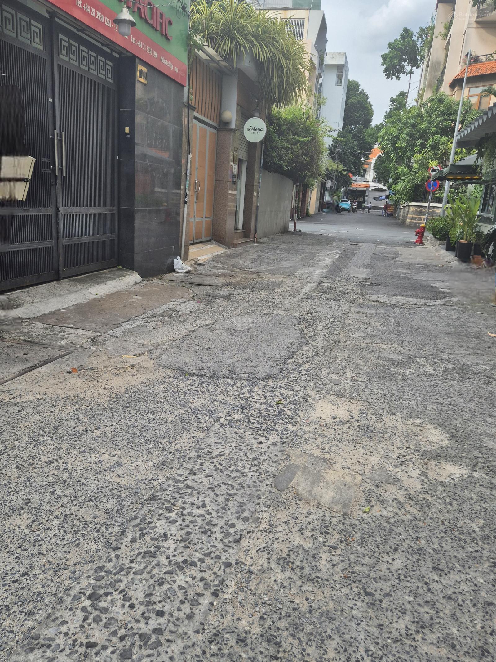 Nhà 5.5x20m Vườn Chuối hẻm xe hơi Q3 - 4 lầu - giá 25 tỷ - 0906 366 ***