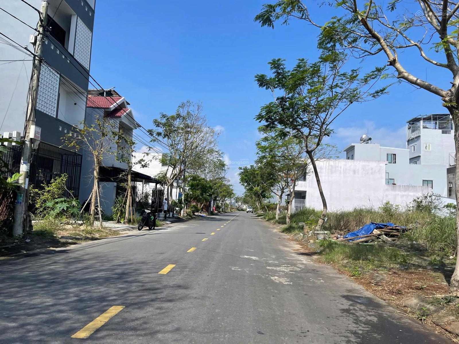 Bán đất kẹp cống đường 7m5 Lê Như Hổ đất biển Tân Trà, Ngũ Hành Sơn.