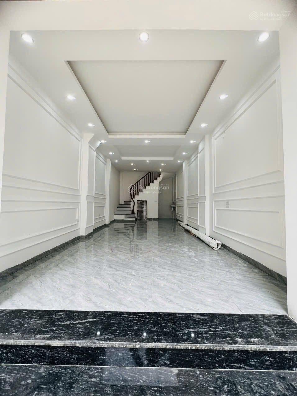 Nhà mới tinh ngõ thông kinh doanh,chủ nhà cần bán gấp,giá cả thương lượng, nhà lô góc Nhà mới tinh ngõ thông kinh doanh,chủ nhà cần bán gấp,giá cả thương lượng, nhà lô góc