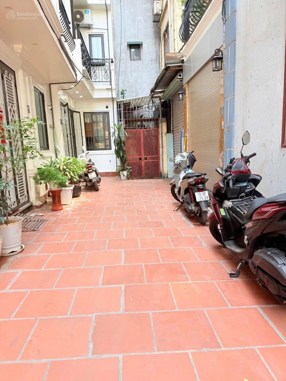 Nhà mới đẹp keeng, chủ nhà mót bán khu dân trí cao nhà đẹp, mặt tiền rộng Nhà mới đẹp keeng, chủ nhà mót bán khu dân trí cao nhà đẹp, mặt tiền rộng