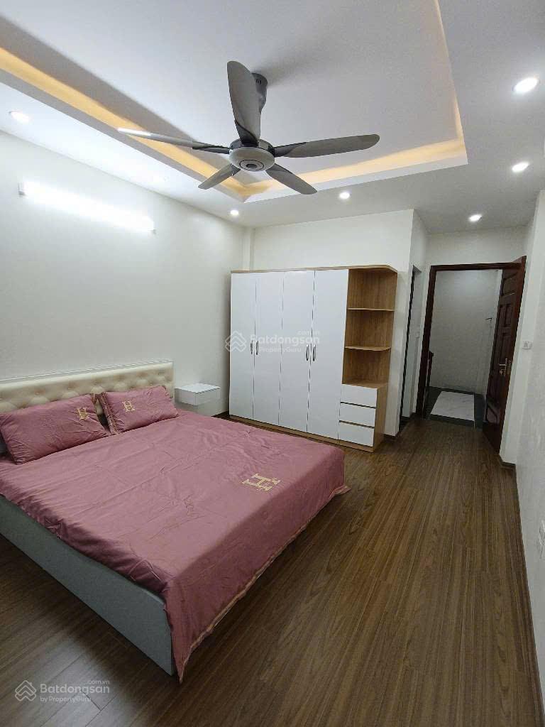 Lô góc, ngõ thông, ô tô đỗ cổng Hoàng Mai 50m2 x 5T x giá 7 tỷ