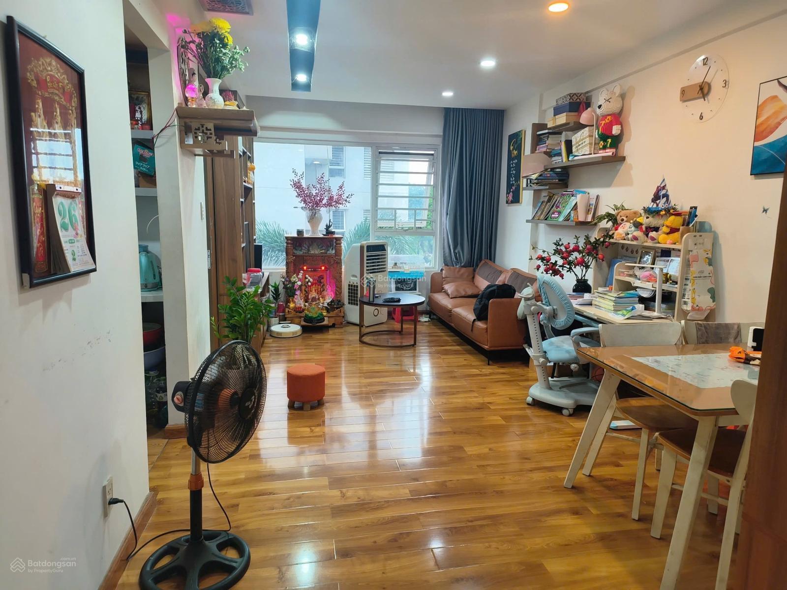 Bán CC Ehome5. DT 68m2 2PN giá: 3.65 tỷ, nhà mới đẹp. Đã có sổ hồng LH 093 796188 Em Thảo