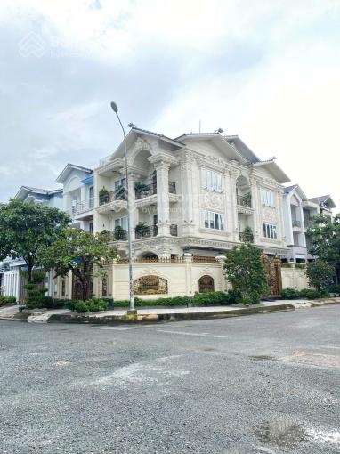 Biệt Thự Góc View Sông Gần Công Viên Bình Lợi 18 x 20m2 - 3 lầu 37.5 tỷ